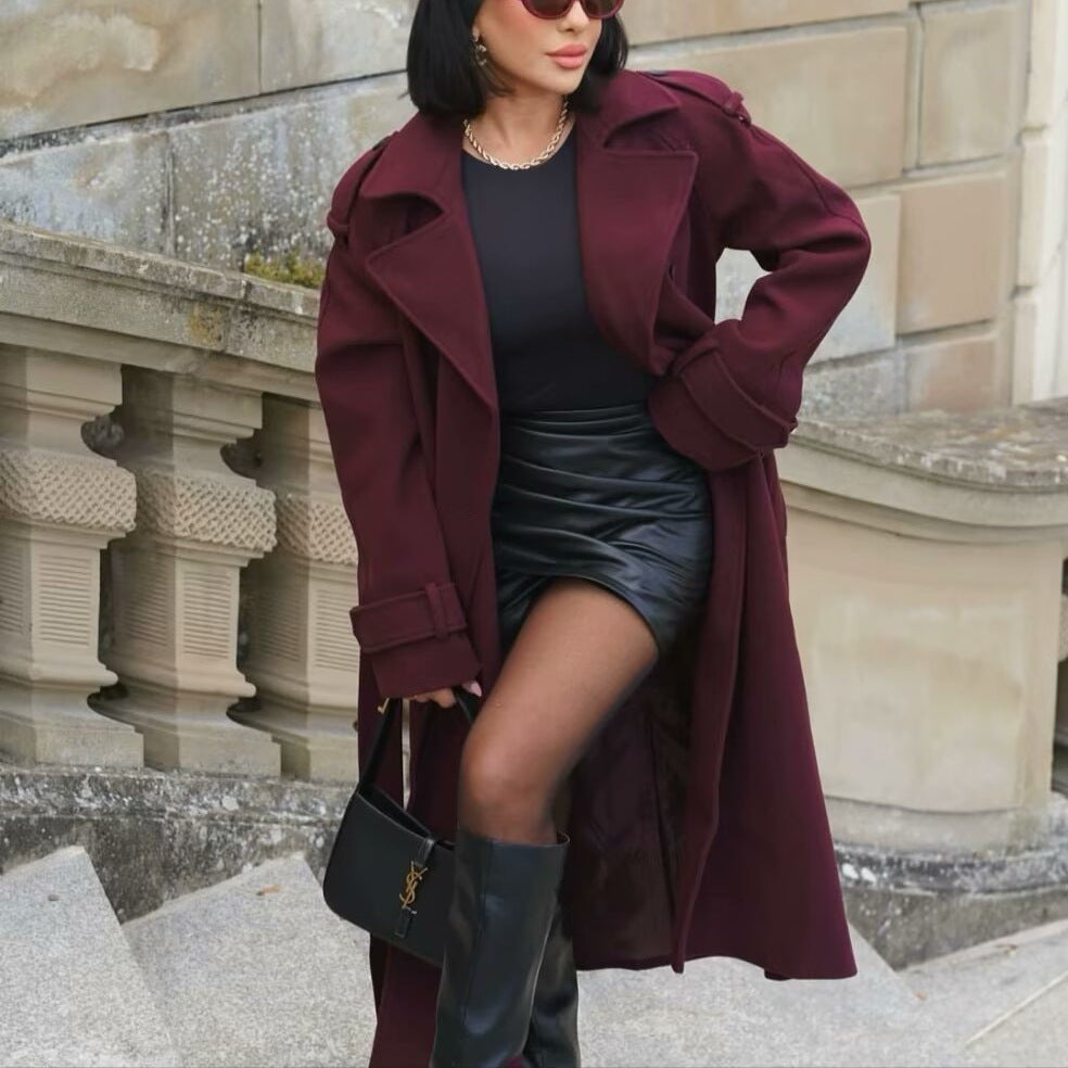 Évelyne — Manteau classique élégant rouge bordeau