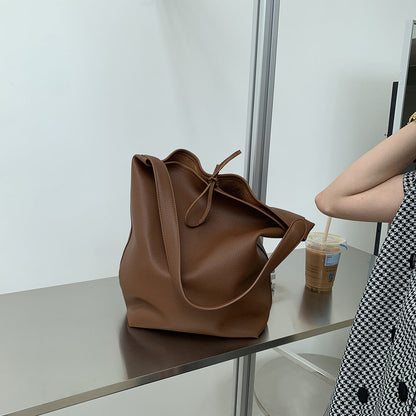 Odile — RowRuche Fourre-tout en cuir de vachette