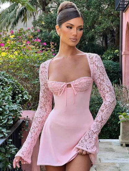 Évelyne — Robe manches dentelle chic